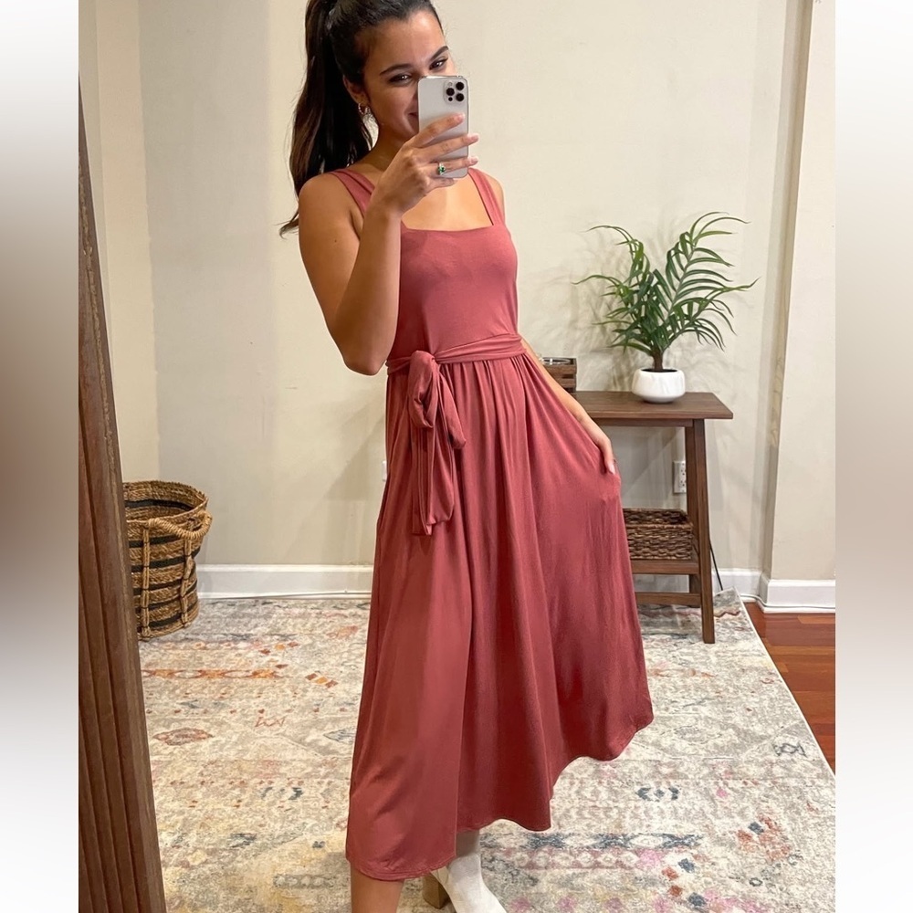 Sozy Soft Gabi Dress Think Tank Strap Stretch Flowy Midi Length Medium - Picture 4 of 8